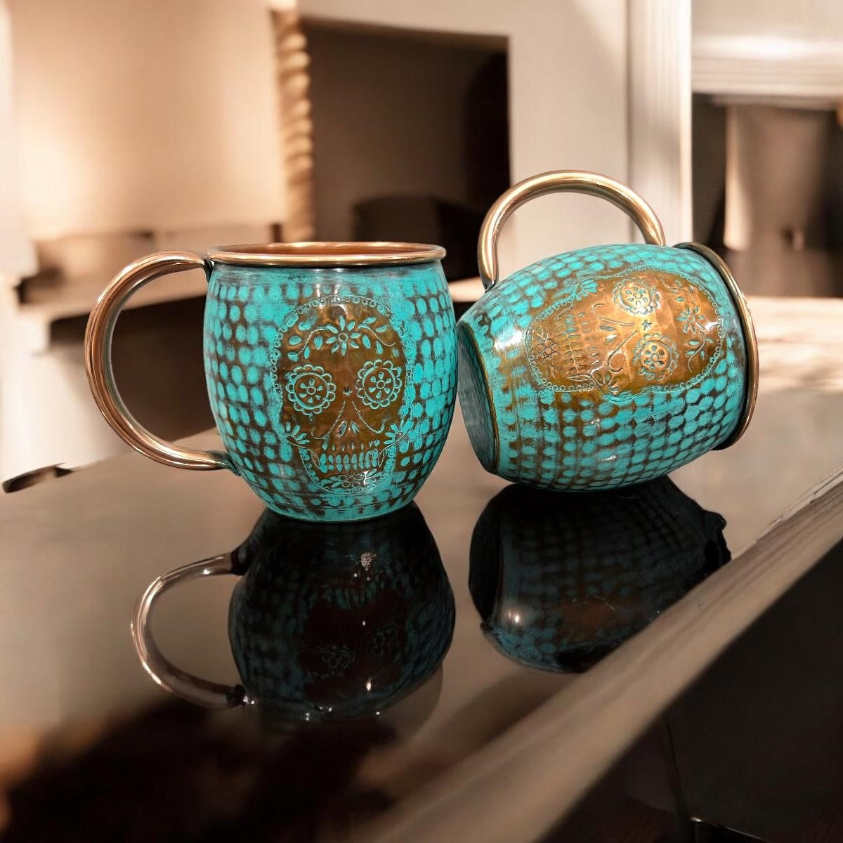Set of Two Copper Barrel Mugs with Chiselled Skull (Day of the Dead), Hammered and Turquoise Patina - Mystic Mug 